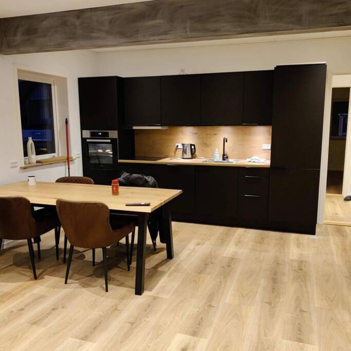 New Flat With Hot Tub - No3 Lägenhet Oyndarfjordur Exteriör bild