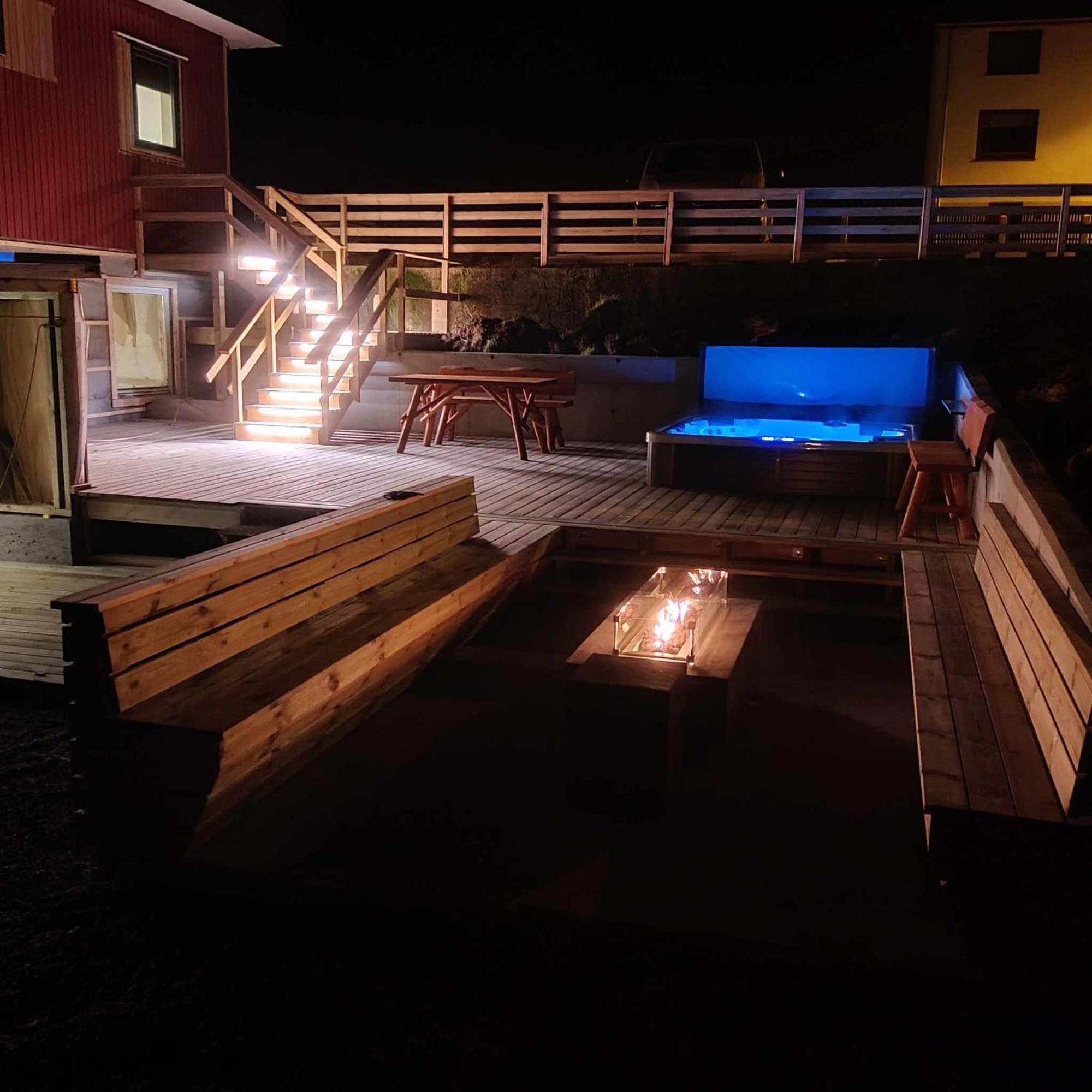 New Flat With Hot Tub - No3 Lägenhet Oyndarfjordur Exteriör bild